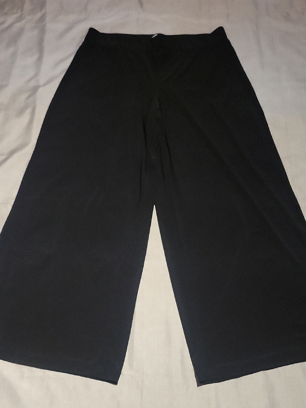 Black Wide-Leg Women's Pants